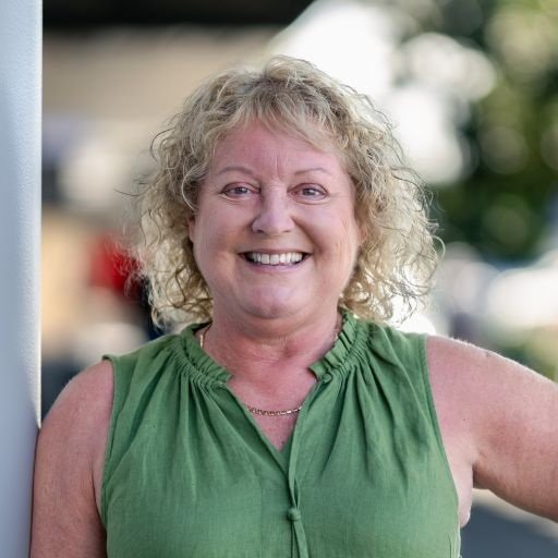 Debbie Guest