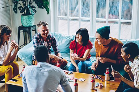 Friends-spending-time-together-in-flat-listing