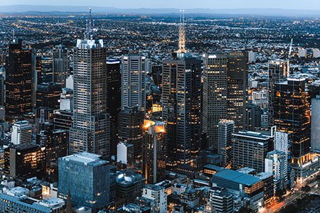 Melbourne-city-centre-at-dusk.jpg