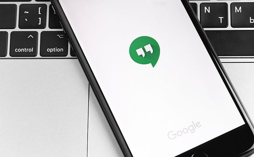 google-hangout-icon-on-phone